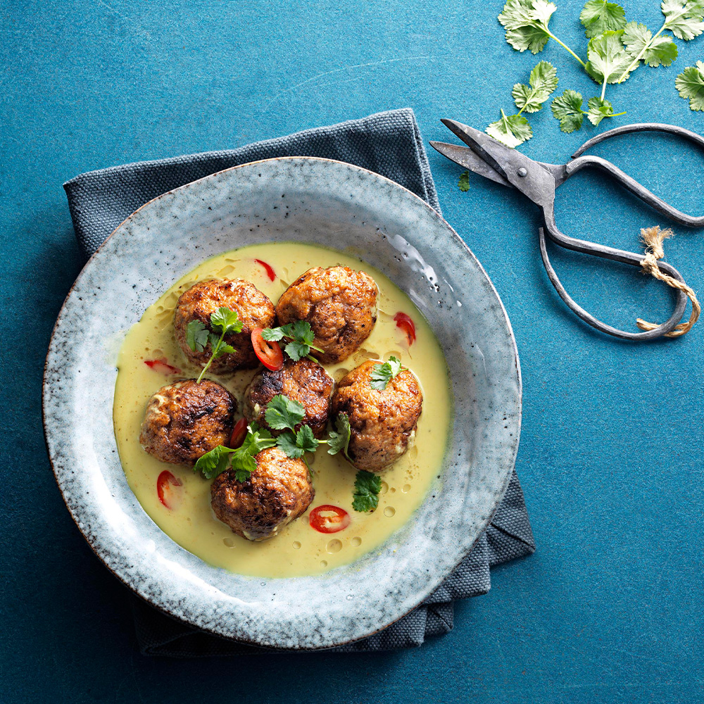 Kycklingbollar-i-kokossås