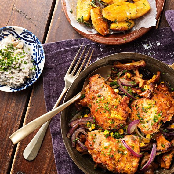 Citronstekt lårfilé med svampragu, svampkesella & rostad potatis