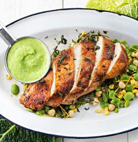 Örtstekt kyckling från Bosarp med bönsallad och ärtcrème