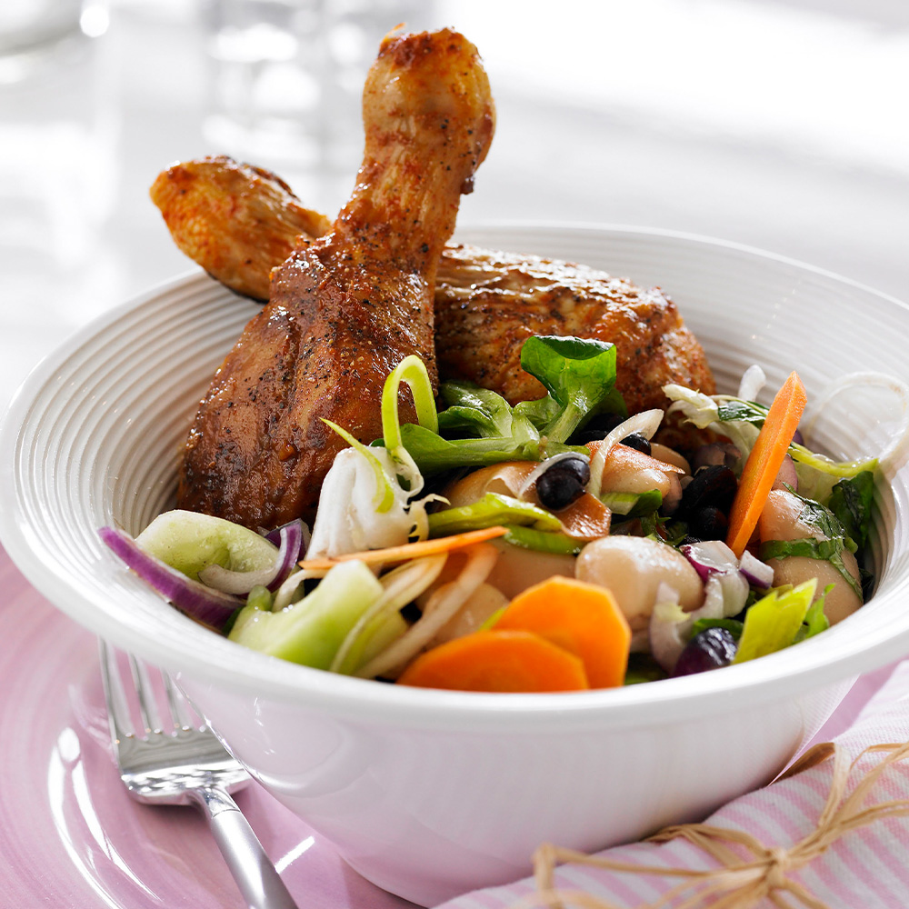 Grillade-Drumsticks-med-frisk-bönsallad
