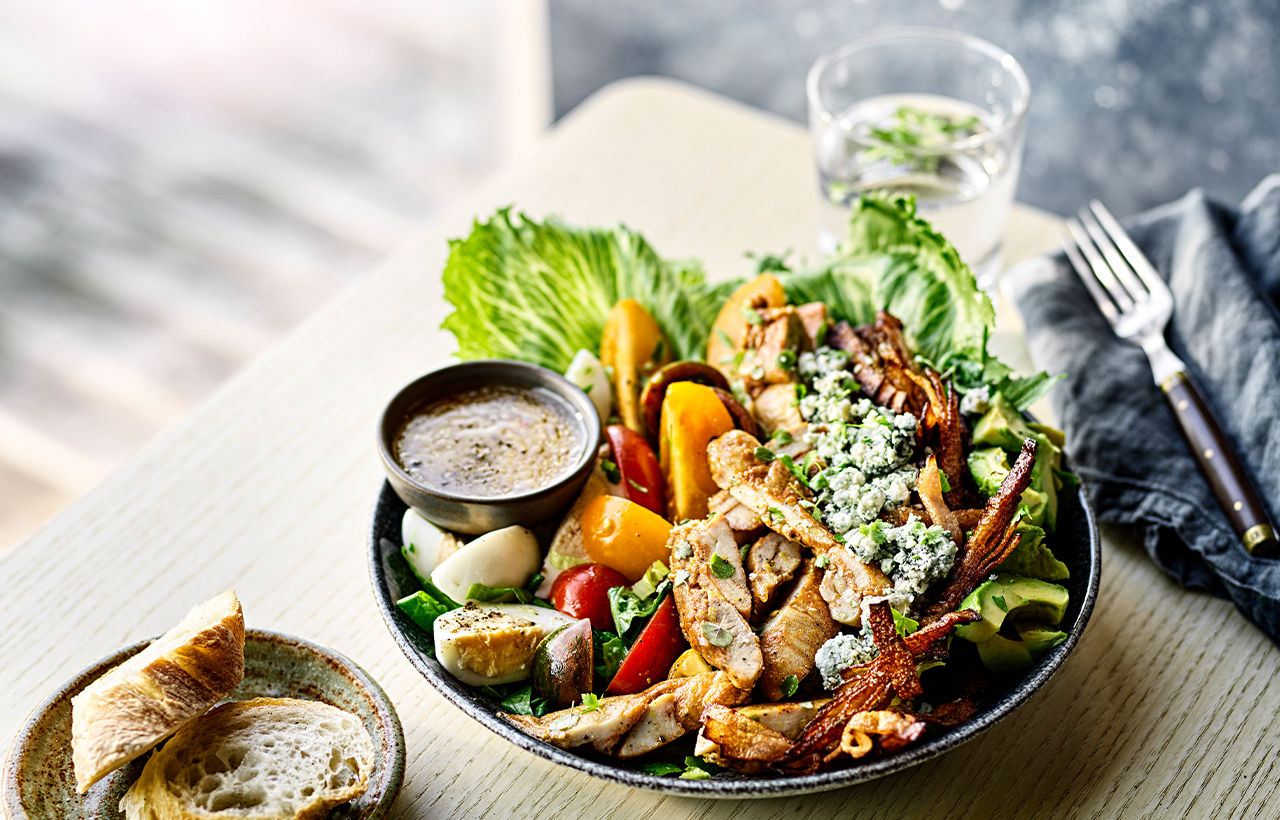 Stekt_skivad_klubbfilé_sallad_1280x820