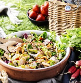 Kycklingsallad med grillade grönsaker och pistou