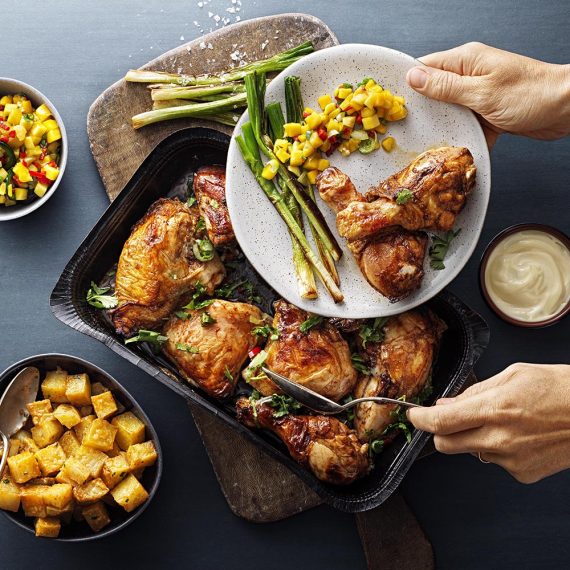 Smakrik kycklingpanna med lime och mangosalsa
