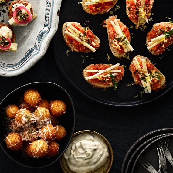 Kycklingkroketter och Crostini